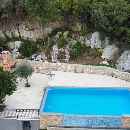 House With Amazing Infinity Pool And Fantastic Landscape Viganj